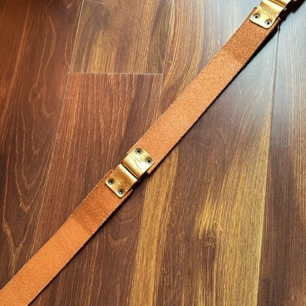 🍁SALE🍁LINEA PELLE Genuine Leather Belt size Large